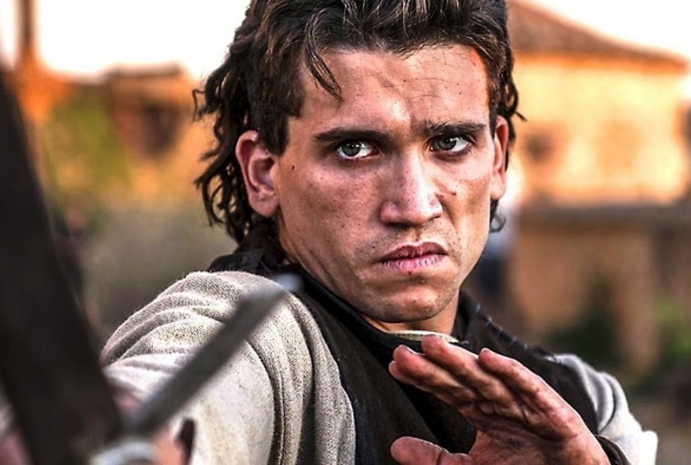 Le Cid, Jaime Lorente : « j’ai ressenti une pression avant de débuter le tournage » (INTERVIEW)