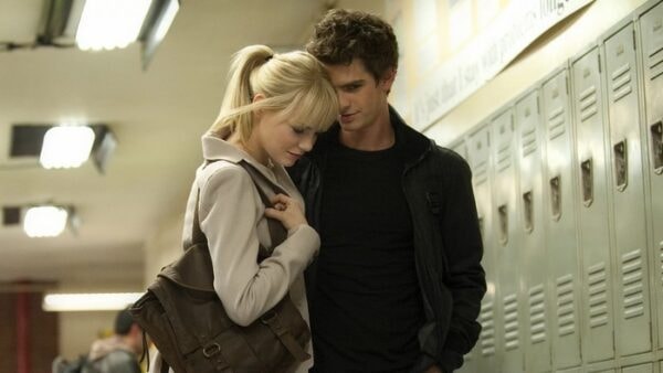 Emma Stone Andrew Garfield the amazing spiderman couple comme Mr et Mrs Smith