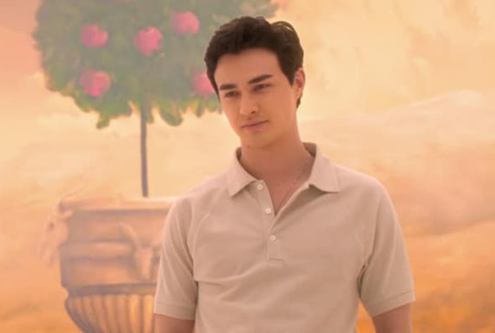 Gavin Leatherwood (Sabrina) rejoint le cast très sexy de la série The Sex Lives of College Girls… Avec Dylan Sprouse ?