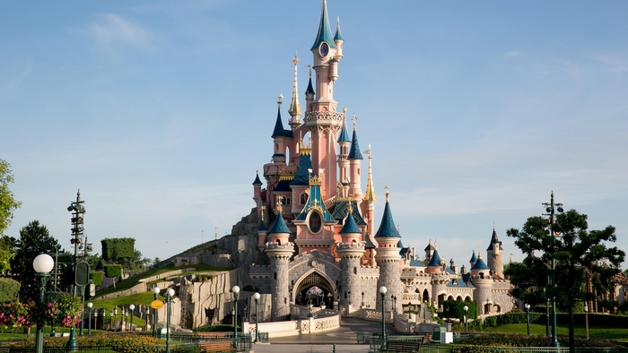 Disneyland Paris : mauvaise nouvelle, le parc n'ouvrira pas de sitôt !