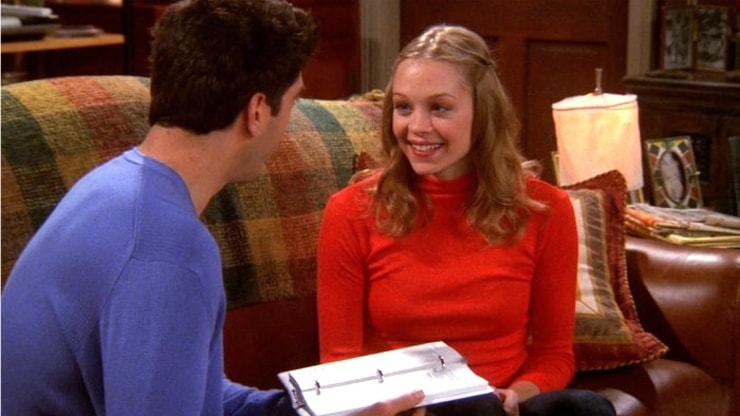 Friends : saviez-vous qu’Elizabeth aurait dû tomber enceinte à la fin de la saison 6 ?