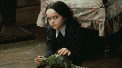 La Famille Addams : Tim Burton va réaliser une série sur Mercredi Addams pour Netflix