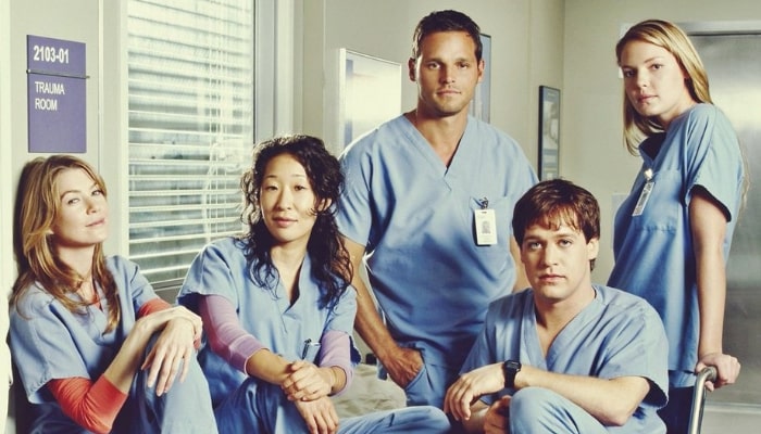 Ces 3 infos sur toi te diront si tu es plus Meredith, Cristina, George, Alex ou Izzie de Grey's Anatomy