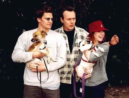 Buffy contre les vampires david boreanaz Anthony Head Alyson Hannigan coulisses