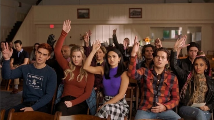 Riverdale : arrêtez-tout, on a les premières photos officielles de la saison 3 !
