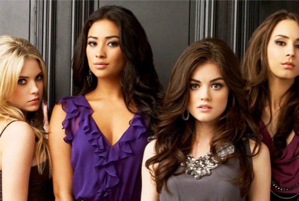 Pretty Little Liars : les actrices de la série sont-elles encore amies ? Ashley Benson répond