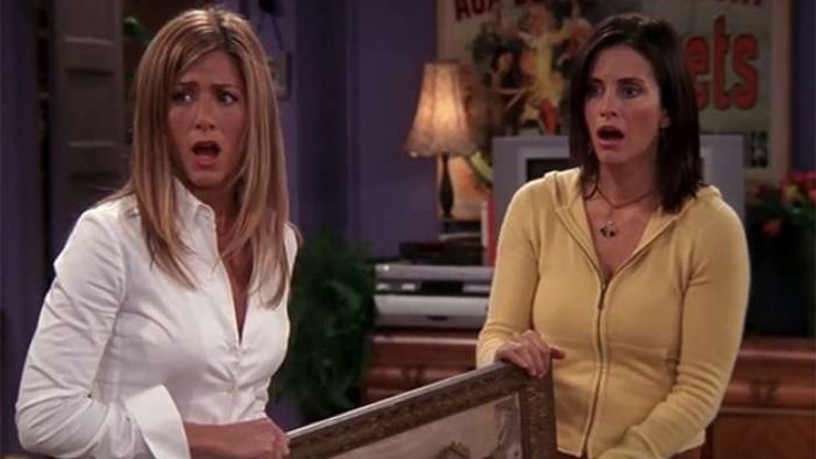 Friends : un poster censuré dans un article turc, qualifiant la série de "dépravée"