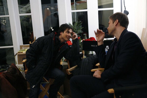 the-vampire-diaries-ian-somerhalder-damon-alaric-tournage-coulisses