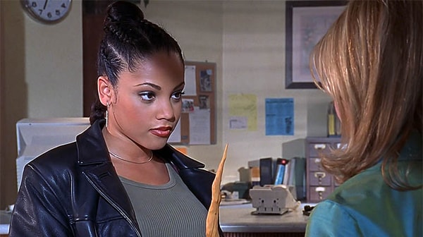 kendra-buffy-contre-les-vampires-bianca-lawson