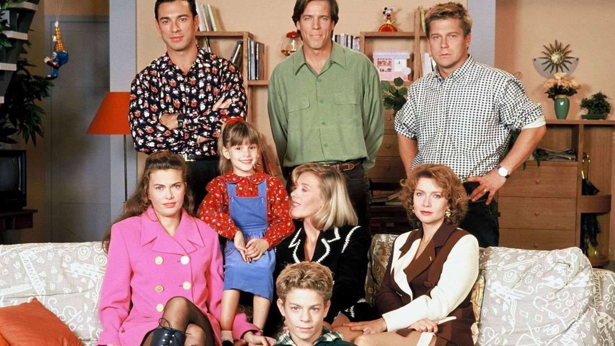 Les Filles d'à côté : la série française culte va faire son grand retour avec un reboot