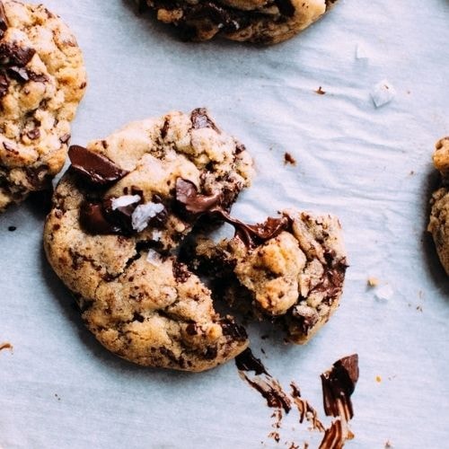 Des cookies qui sortent du four