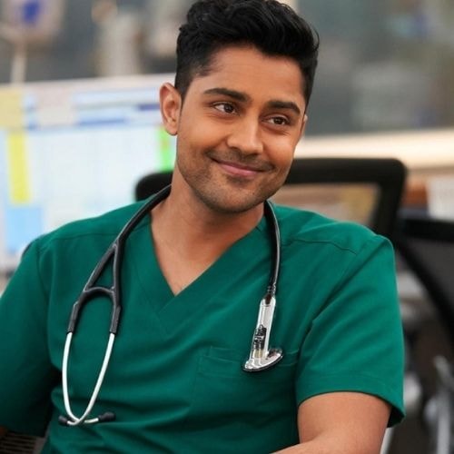 Devon Pravesh (The Resident)