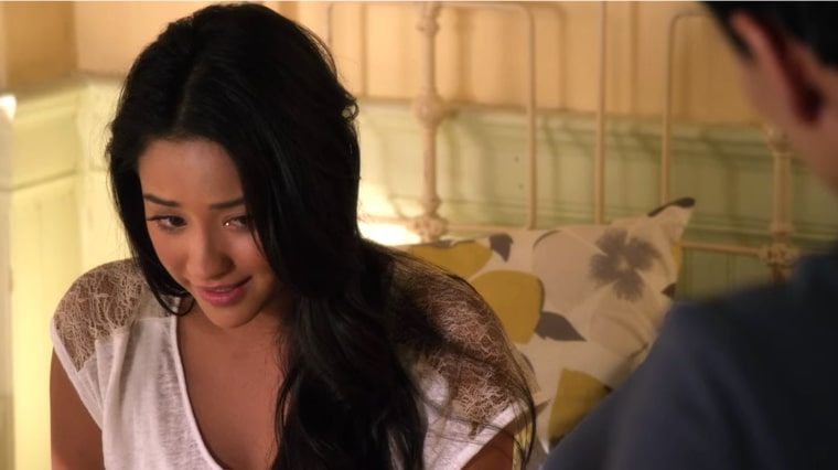 emily pretty little liars coming out