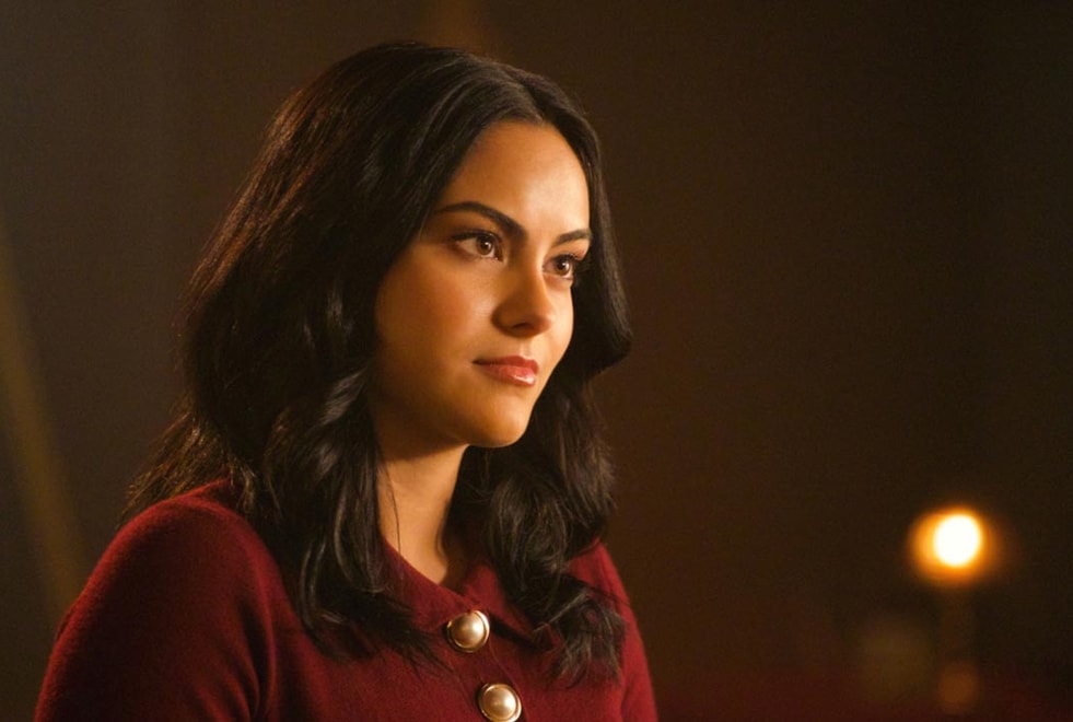 Riverdale : comme vous, Camila Mendes trouve les scénarios de la série absurdes