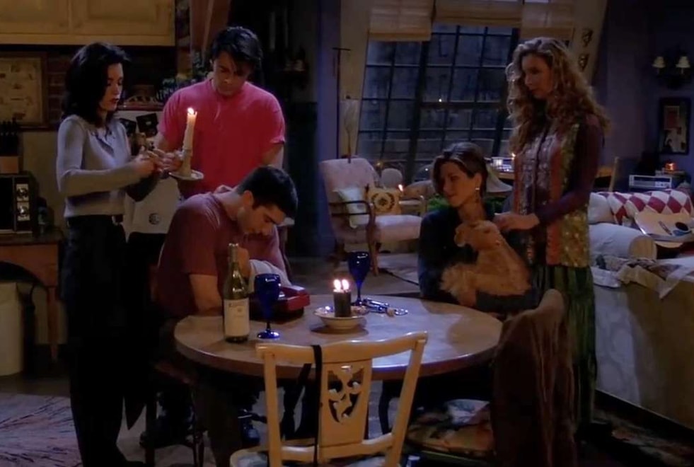 Friends : seul quelqu’un qui a vu 5 fois l’épisode de la coupure de courant aura tout bon à ce quiz
