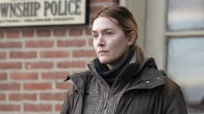 Mare of Easttown : « C’est un vrai drame familial avec une belle part de mystère » (INTERVIEW)