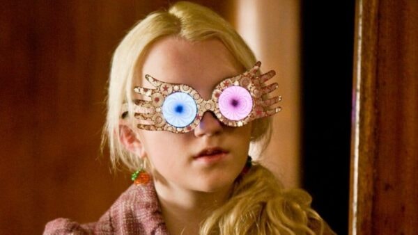 Luna Lovegood lorgnospectre