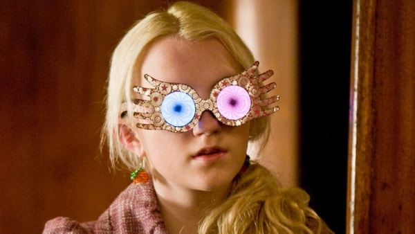 Luna Lovegood lorgnospectre