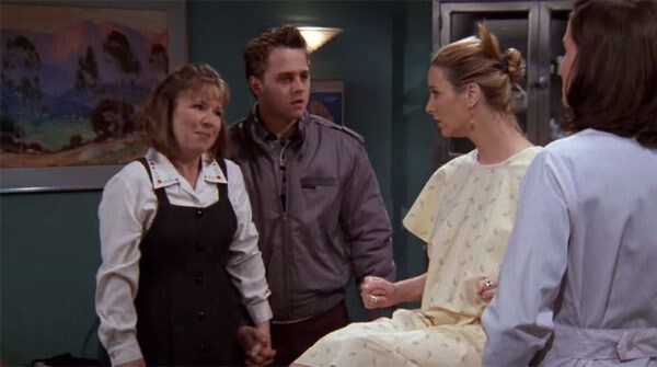 friends-episode-des-paris-phoebe