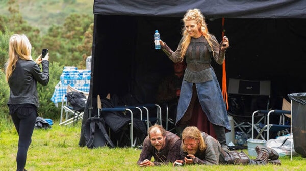 lagertha-floki-vikings-coulisses