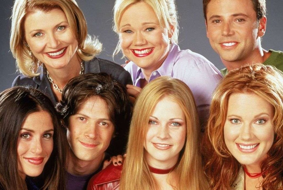 Sabrina, l’apprentie sorcière : offre-toi le dressing 90’s de la série aux enchères