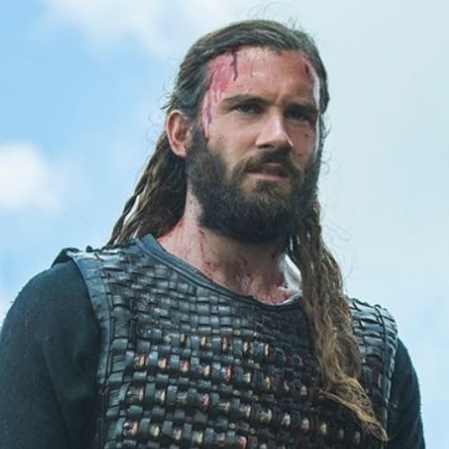 Clive Standen (Rollo)