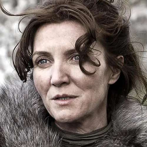 Michelle Fairley (Catelyn Stark)