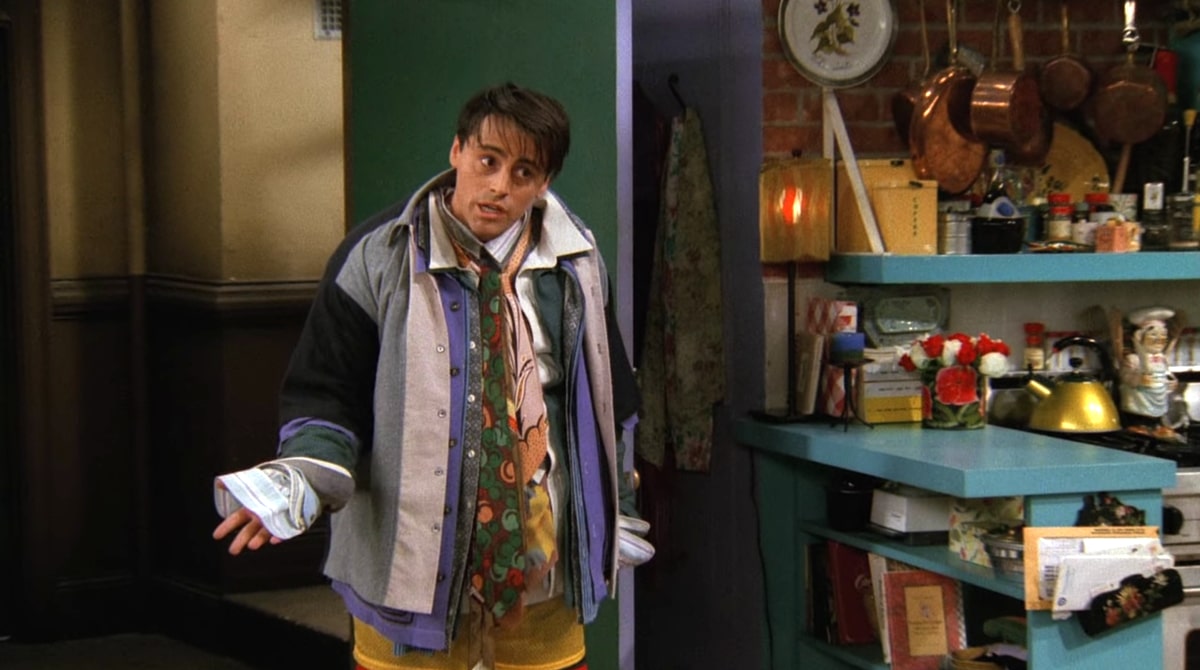 Friends : le secret derrière le costume de Joey dans cette scène culte de la saison 3