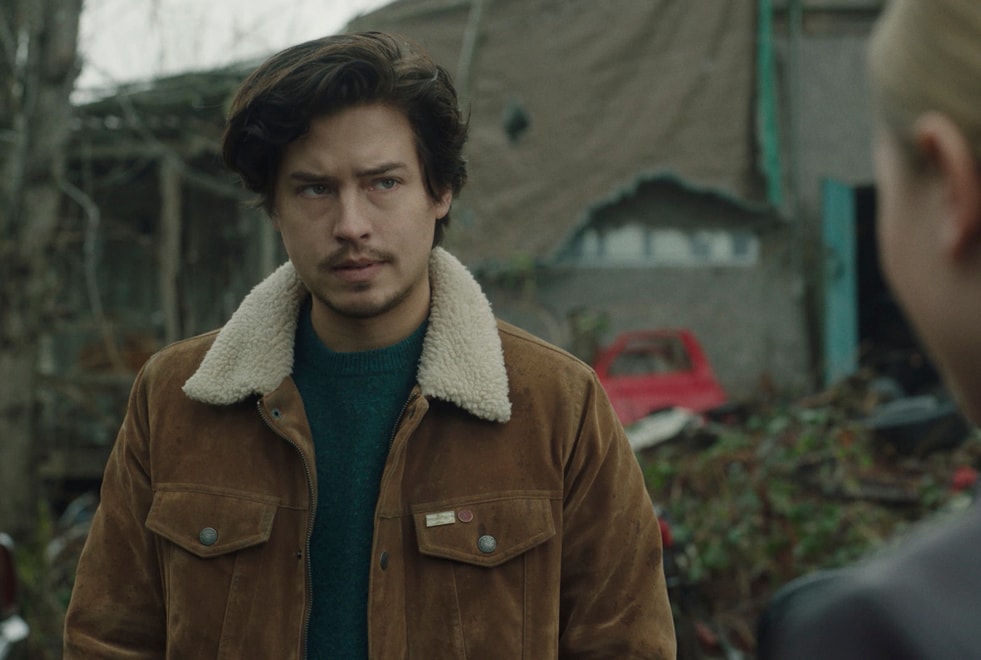 Riverdale : Jughead (encore) en danger de mort dans le trailer de la saison 5 partie 2