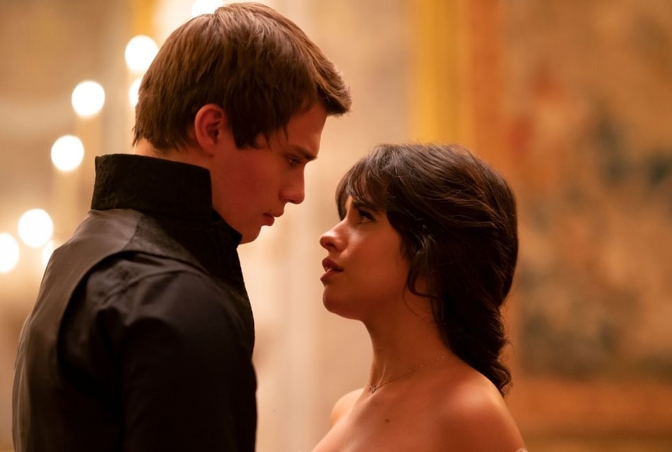 Cendrillon : une bande-annonce tout en magie et chanson pour le film avec Camila Cabello