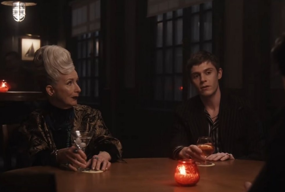 American Horror Story : Double Feature se dévoile dans une bande-annonce sombre et intrigante