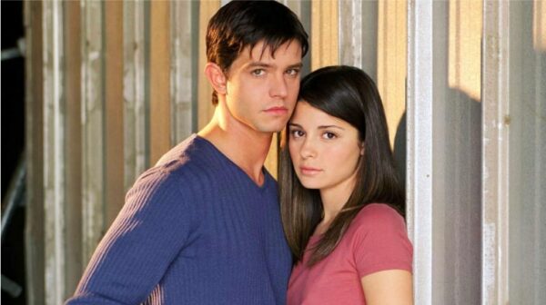 série roswell, jason behr, shiri appleby