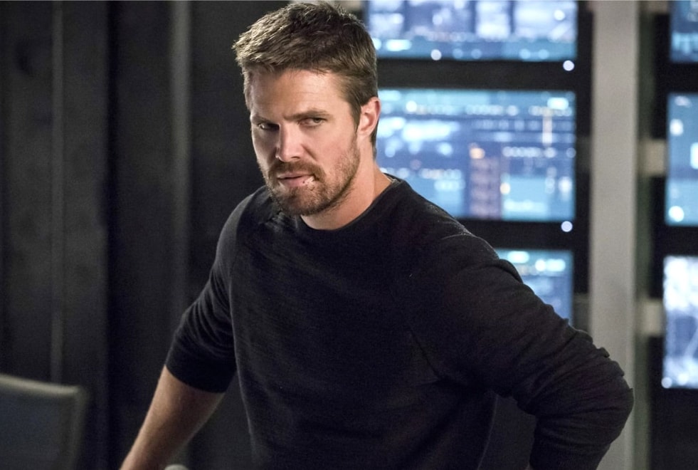 Arrow : Stephen Amell a failli quitter la série bien avant la fin