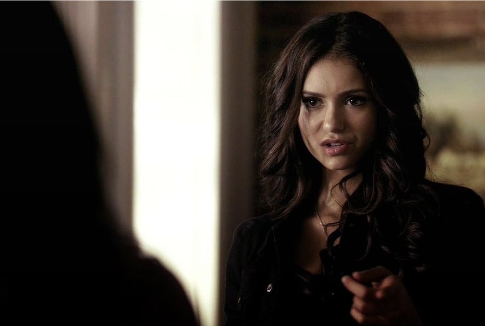 The Vampire Diaries : Nina Dobrev parle des difficultés à jouer Elena et Katherine en même temps