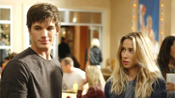 liam ivy 90210