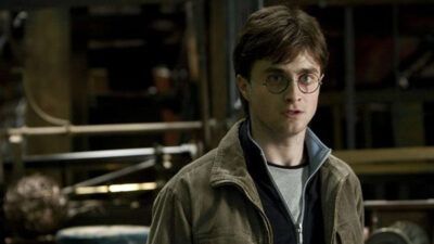 Harry Potter : la drôle de réaction de Daniel Radcliffe lorsqu&#8217;il passe devant une boutique dédiée à la saga