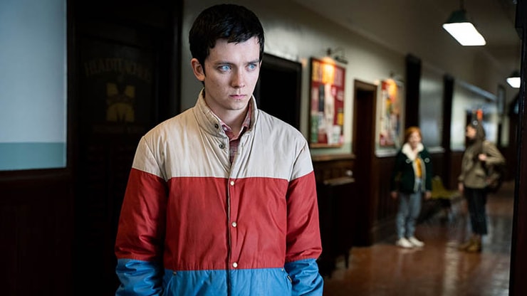 Sex Education : harcelé par des fans, Asa Butterfield répond violemment sur Twitter