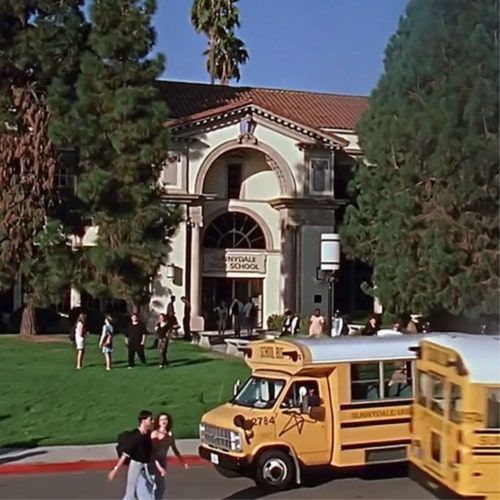 Lycée de Sunnydale (Buffy Contre les Vampires)