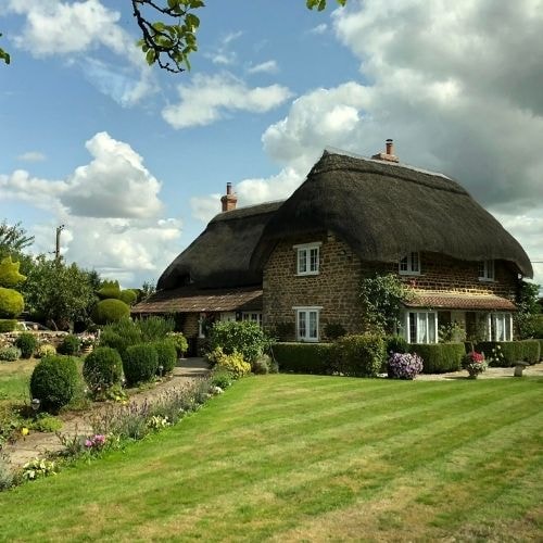 Un cottage dans la campagne anglaise