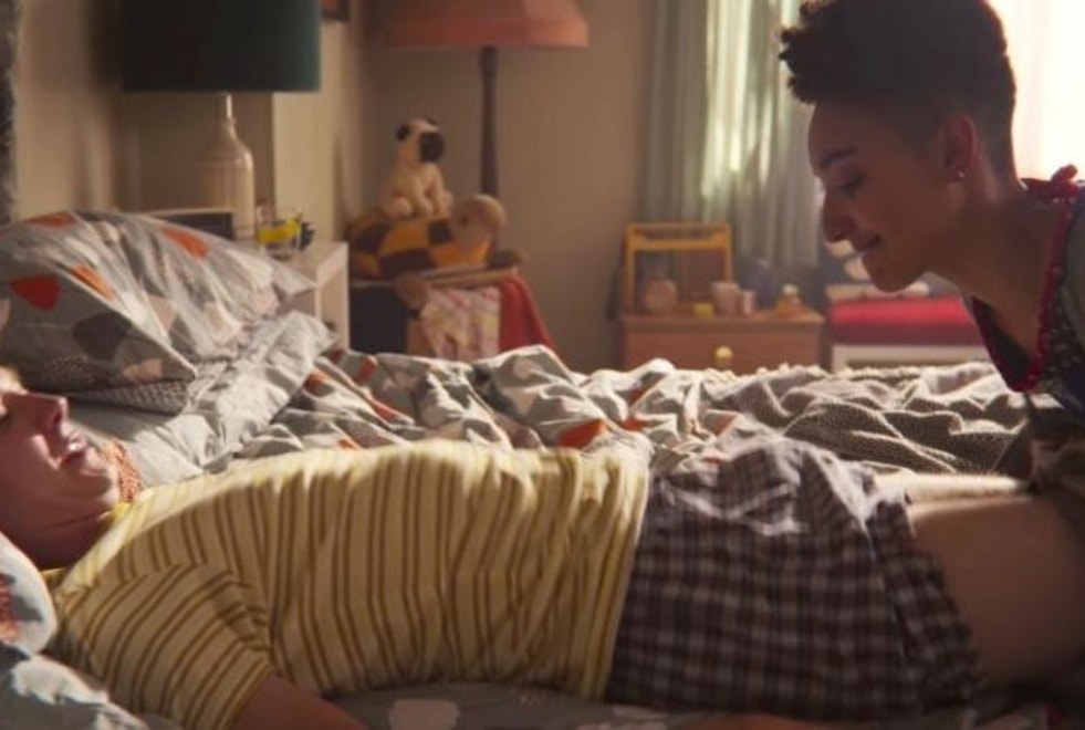 De Ma Sorcière Bien-Aimée à Sex Education : évolution de la représentation du sexe dans les séries
