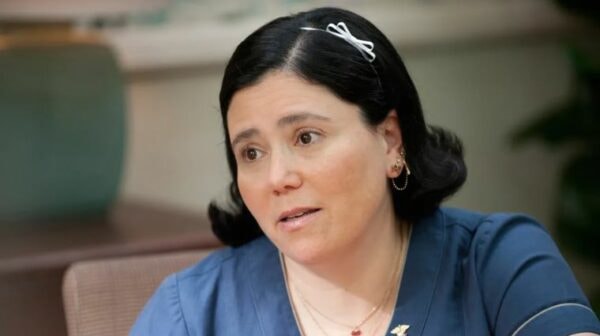alex-borstein