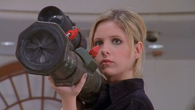 Buffy contre les vampires : une mort plus impressionnante pour le Juge était prévue, puis annulée