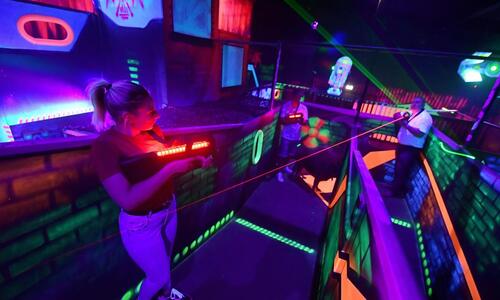 Au laser game