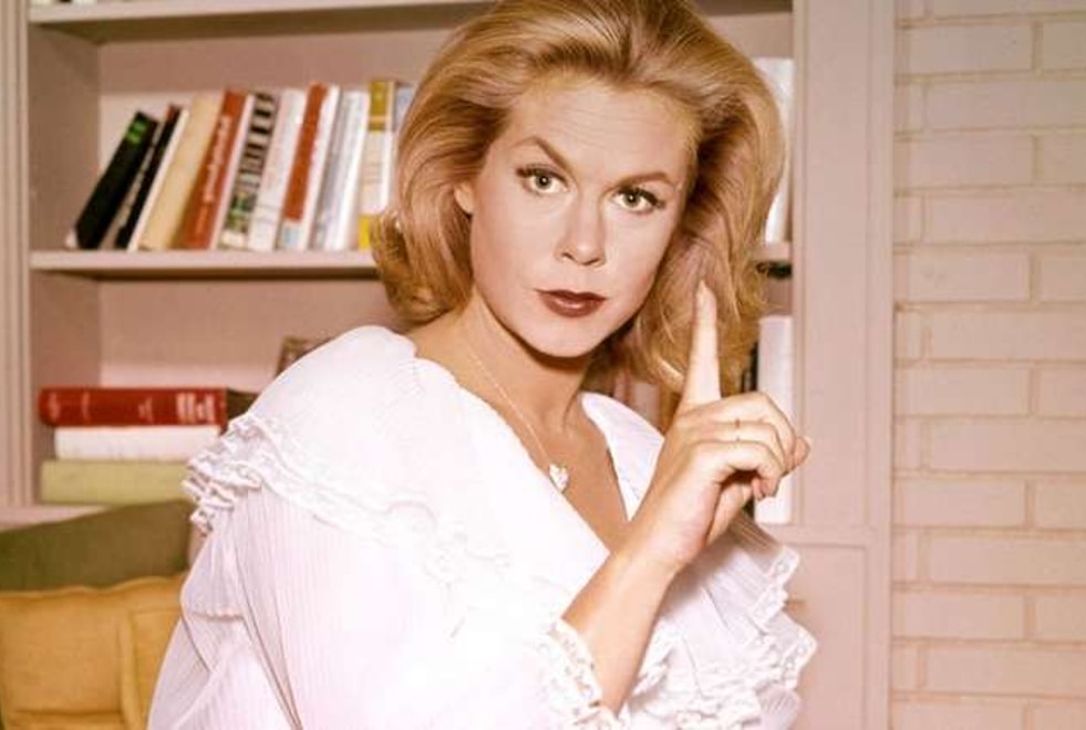 Ma Sorcière Bien-Aimée : saviez-vous qu’Elizabeth Montgomery (Samantha) était enceinte lors de la saison 1 ?