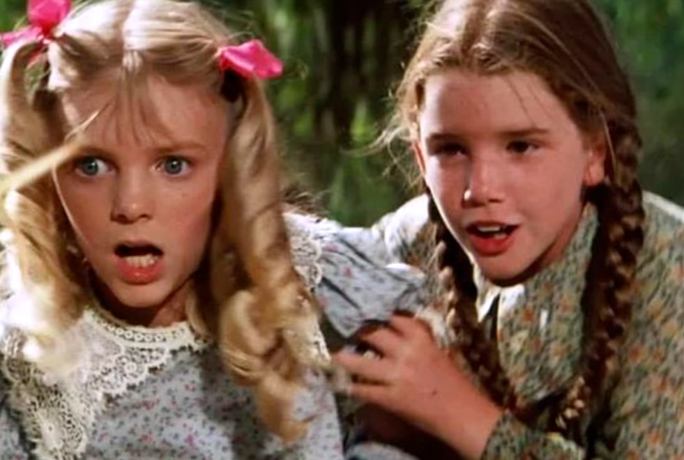 La Petite Maison dans la Prairie : Nellie Oleson portait-elle une perruque dans la série ?