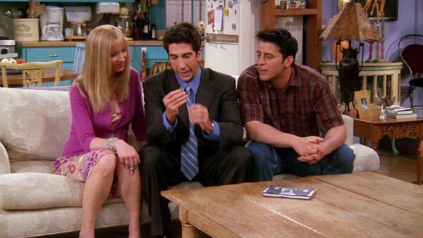 friends-phoebe-ross-joey