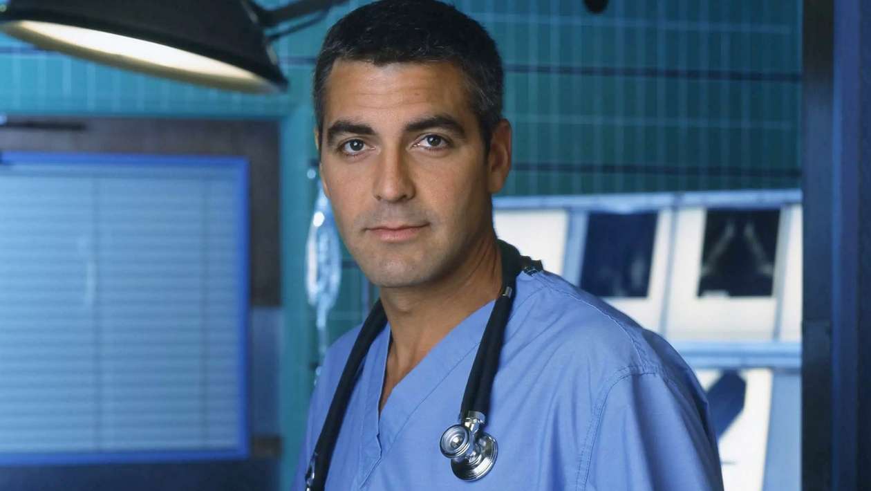« C&rsquo;est devenu très compliqué » : pourquoi la série Urgences a rendu la vie de George Clooney difficile ?