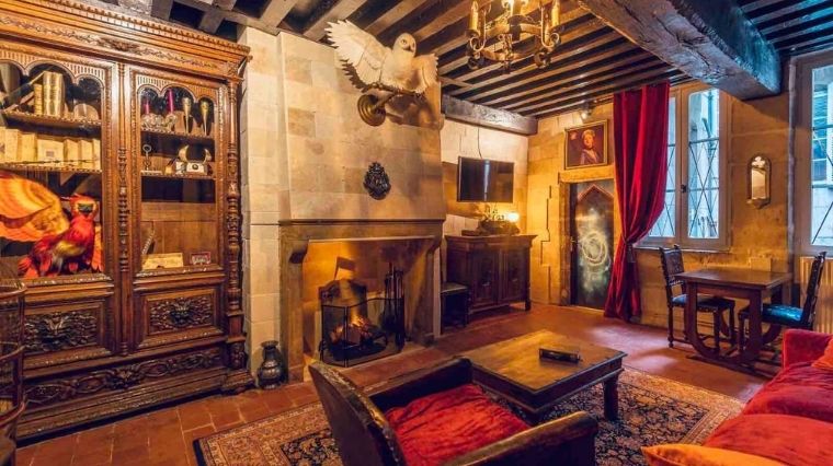 salle-commune_airbnb