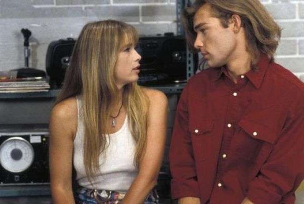 Hélène et les garçons : Hélène Rollès révèle pourquoi elle ne supportait pas Patrick Puydebat (Nicolas) au début