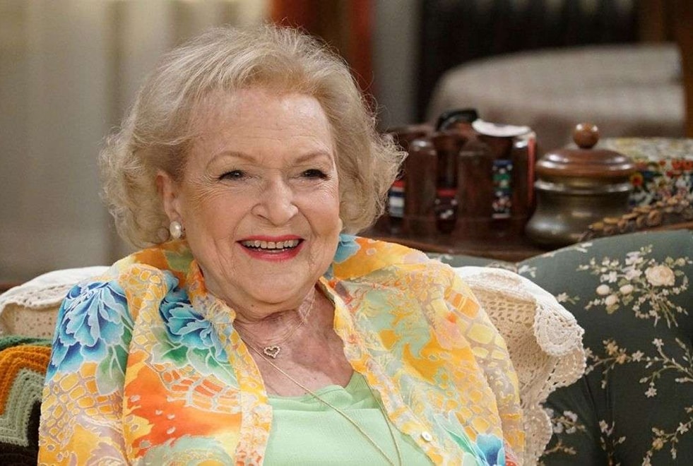 Betty White (Les Craquantes, Hot in Cleveland) est morte à l’âge de 99 ans
